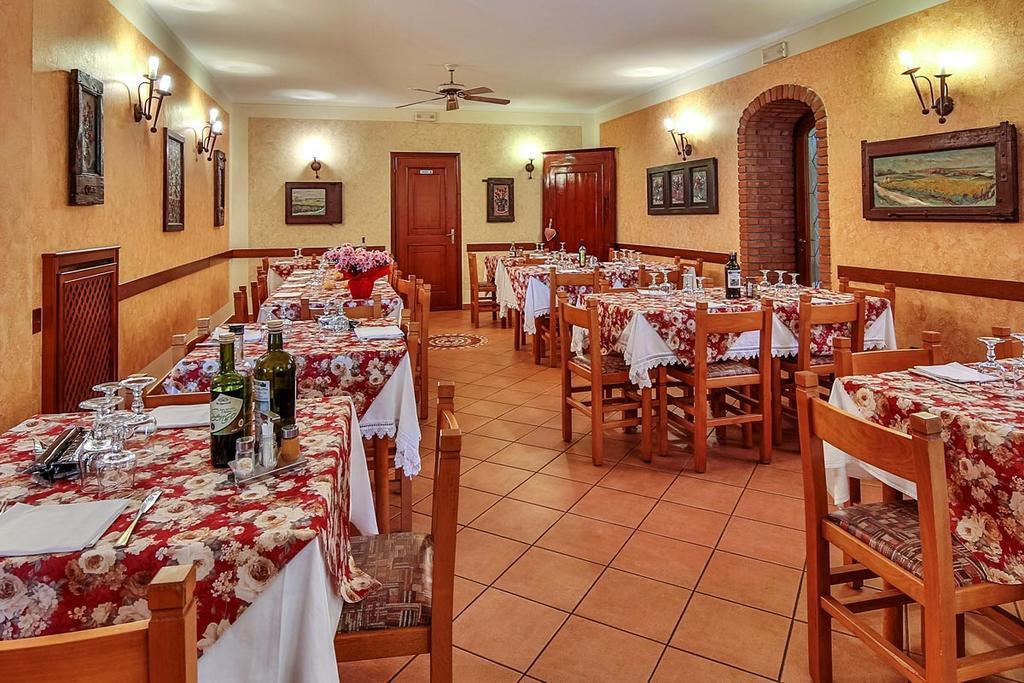 Trattoria Milani Hotel Lonato Ngoại thất bức ảnh