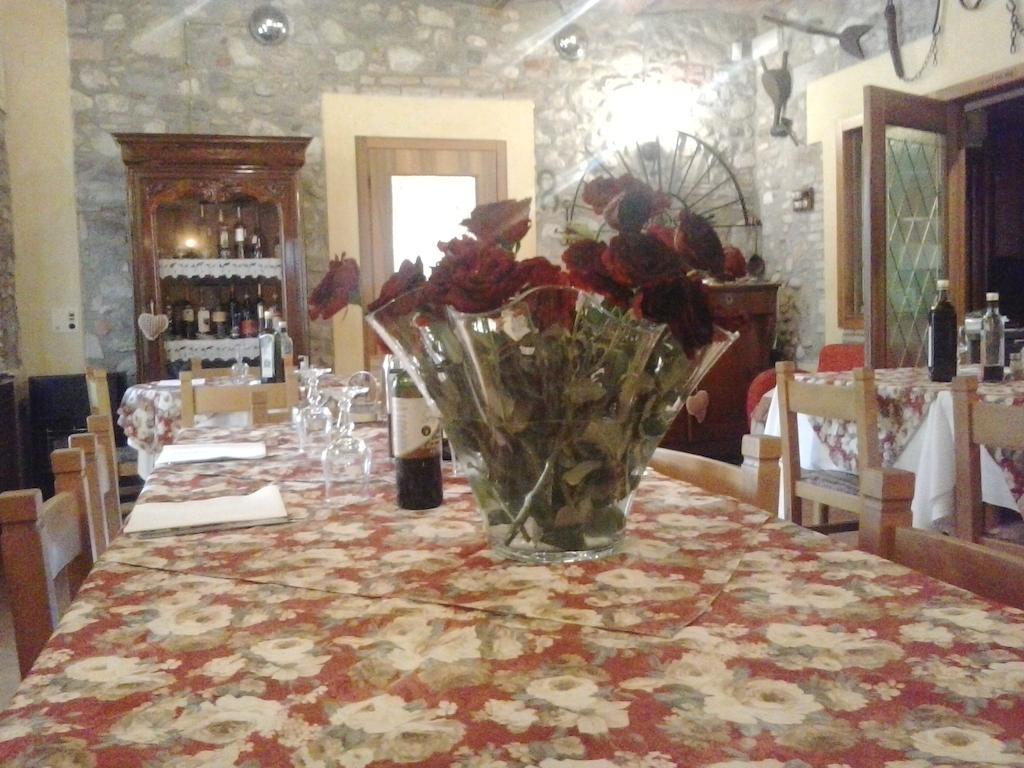 Trattoria Milani Hotel Lonato Ngoại thất bức ảnh