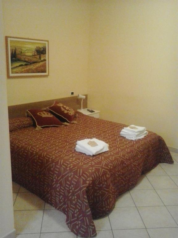 Trattoria Milani Hotel Lonato Phòng bức ảnh
