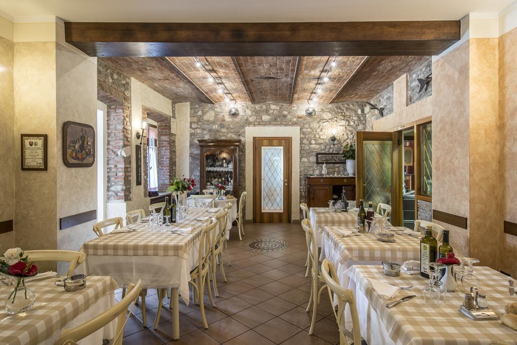 Trattoria Milani Hotel Lonato Ngoại thất bức ảnh